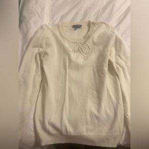 Women’s ModCloth pearl bow detail white sweater size S preloved